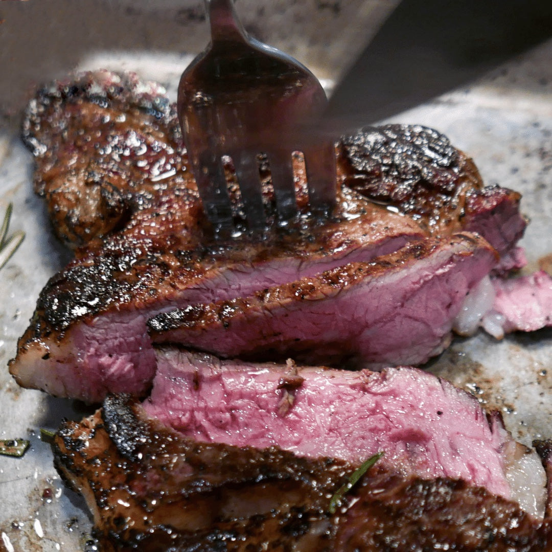 Simple Garlic Rosemary Steak | MeatKing.hk
