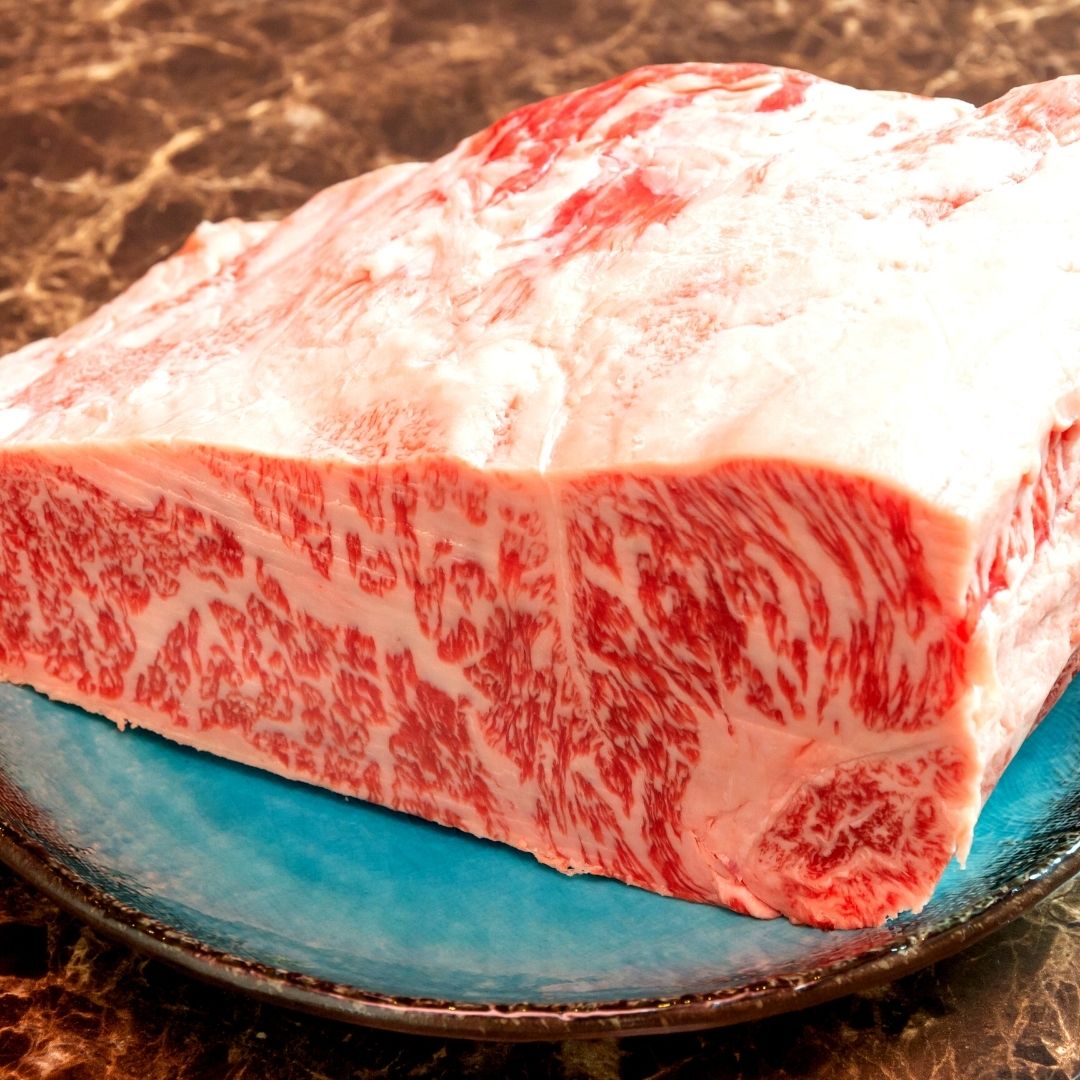 Premium Australian Wagyu Striploin Steak from MeatKing.hk1