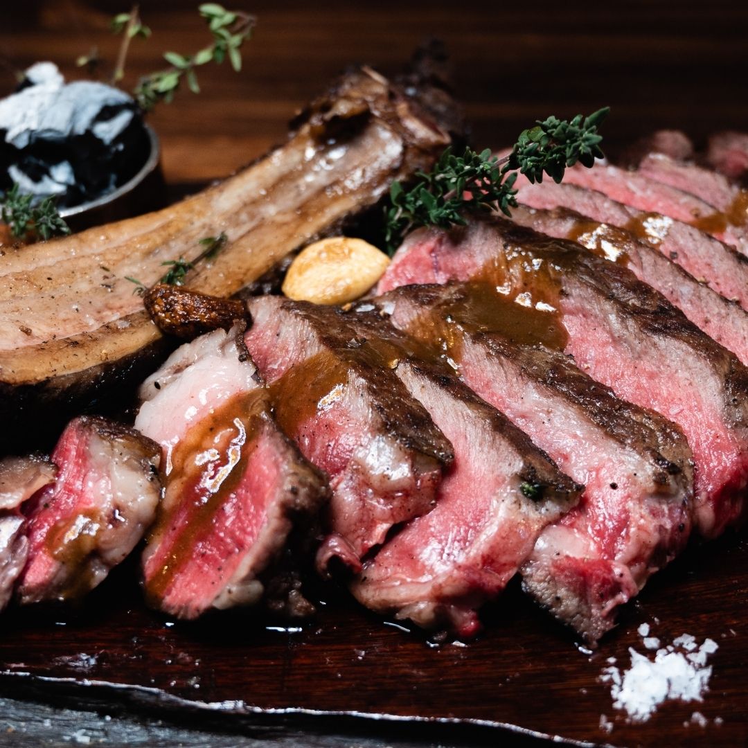 USDA Prime Black Angus Tomahawk steak from MeatKing.hk3