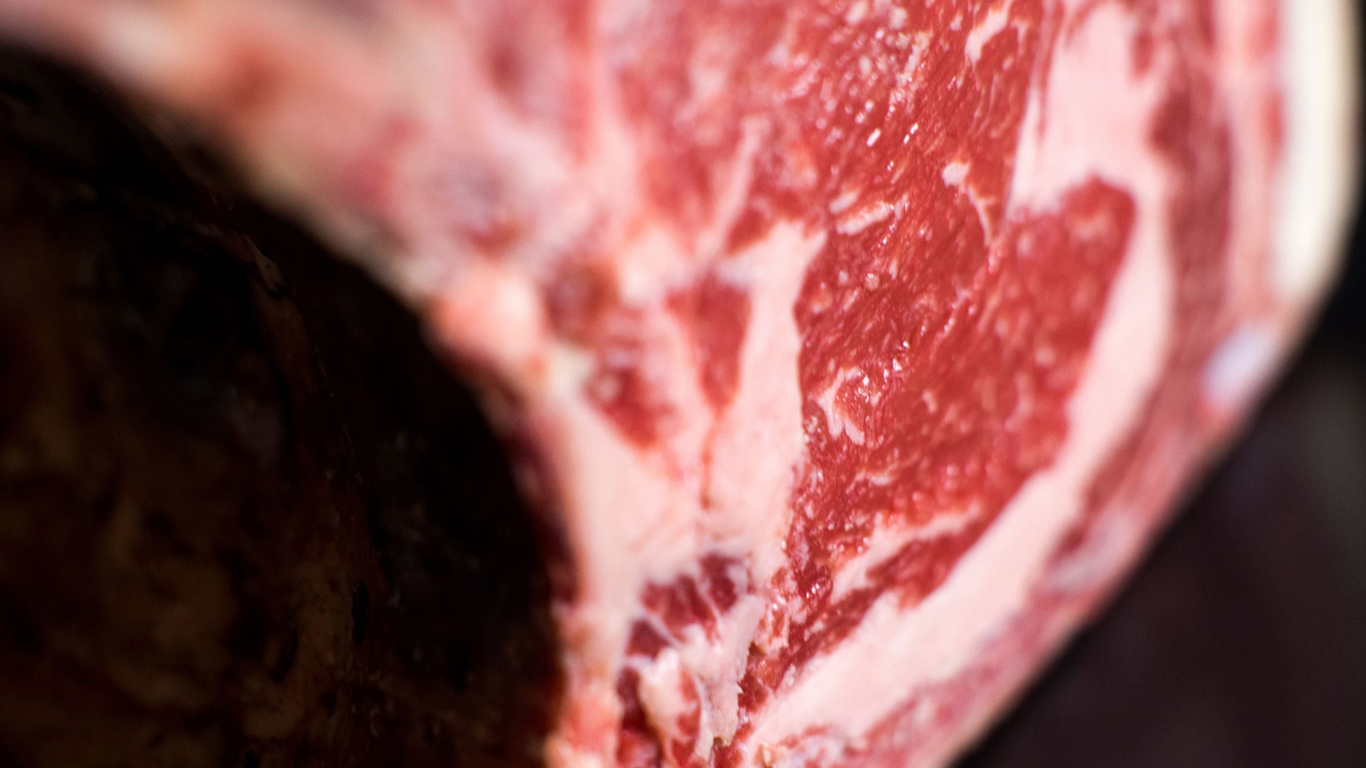 Premium Beef Collection | Finest Cuts for Discerning Palates | MeatKing.hk